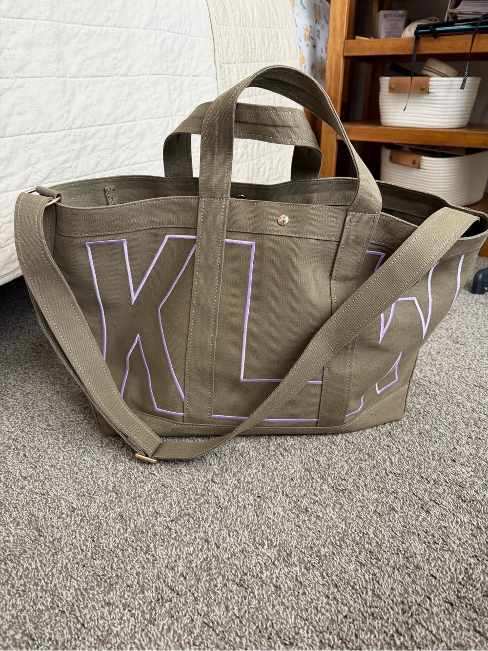 BaubleBar Large Alpha Tote - Picture 9 of 10